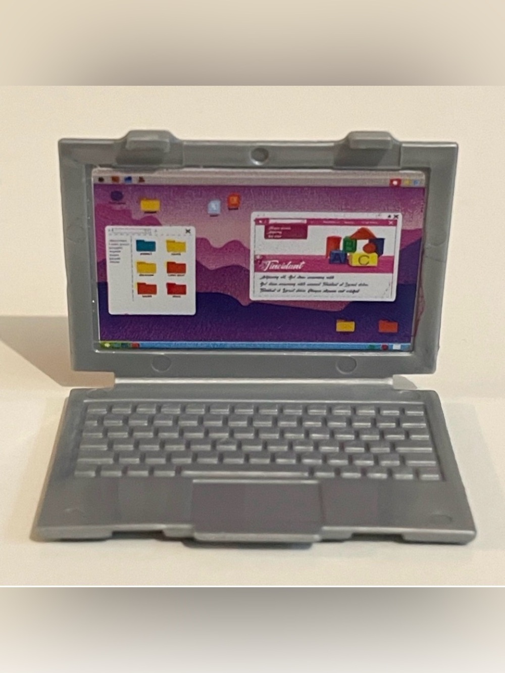 Mattel Barbie Doll Laptop Computer Silver Miniature Open Close Dollhouse Diorama